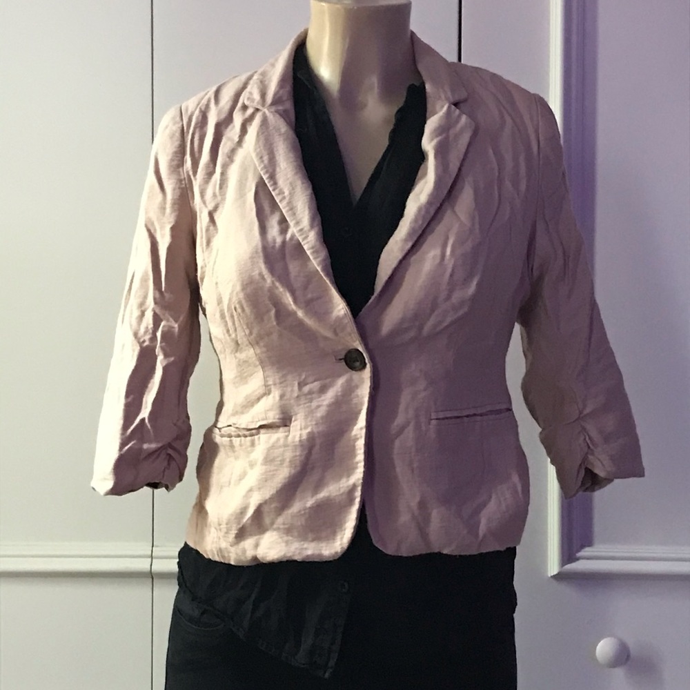Lauren Conrad Size 6 Crop Blazer. Preloved